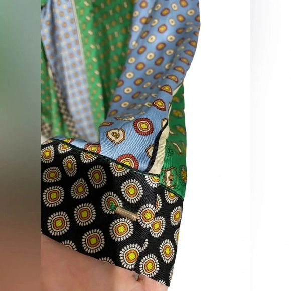 River Island Green Pattern Faux Wrap Top - Picture 3 of 9